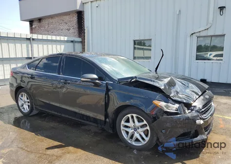 2014 Ford Fusion Se z USA, uszkodzony, nr VIN 3FA6P0H72ER385551